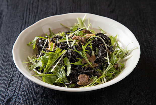 柴漬入りいかすみ焼そうめんの写真